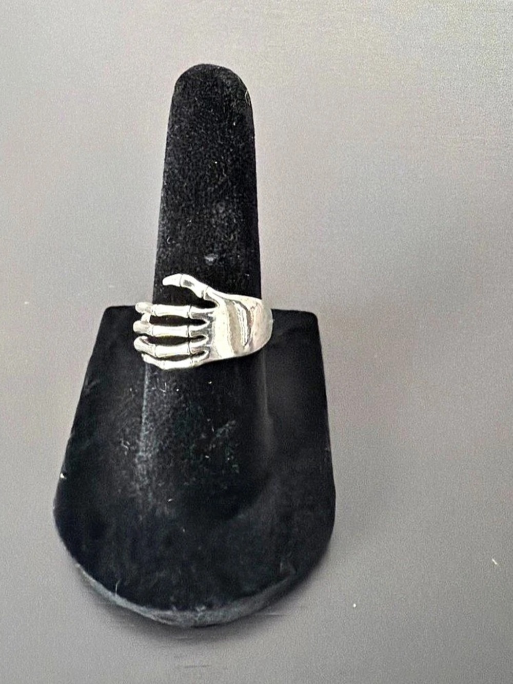 Sterling silver 925 skeleton hand Ring, size 6